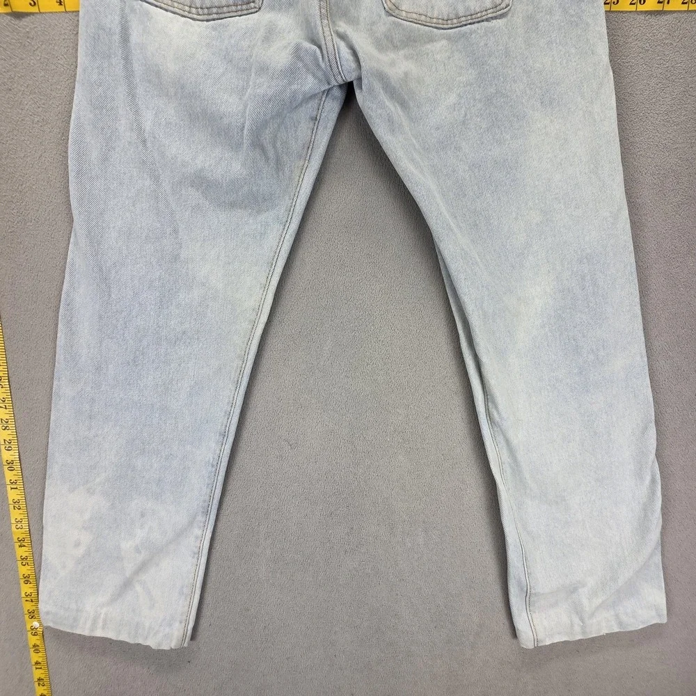 Levis 10599 important